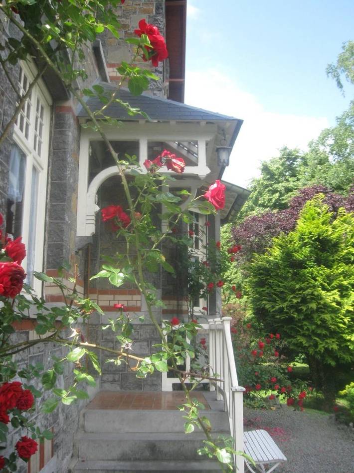 Location de vacances pour 7 personnes, avec vue ainsi que terrasse et jardin à Hamoir - 4