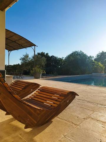 Gîte pour 6 personnes, avec jardin et piscine à Lézan