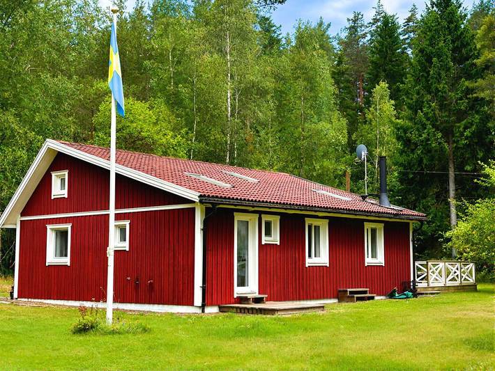 Hus Michel – Holiday Home in Lönneberga, Småland in Hultsfred