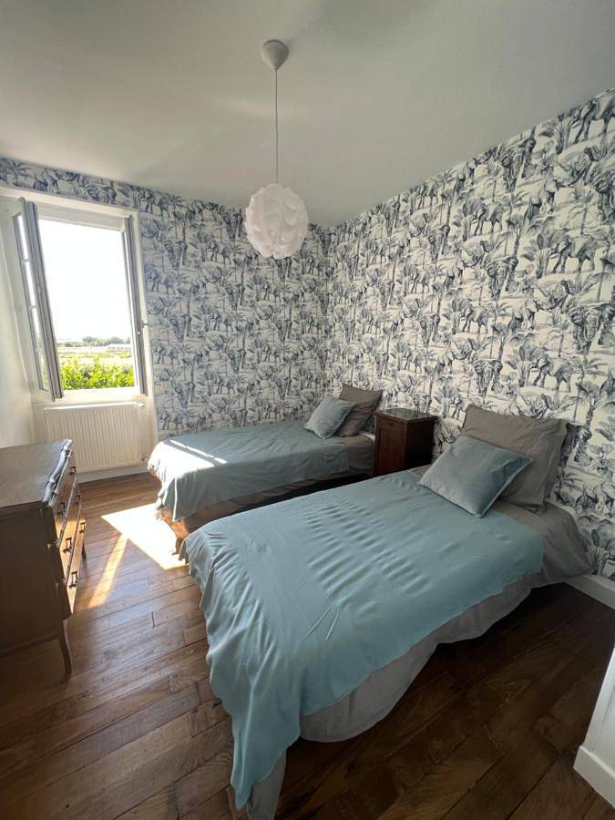 Location de vacances pour 6 personnes, avec vue et jardin à Saint-Julien-Gaulène - 2