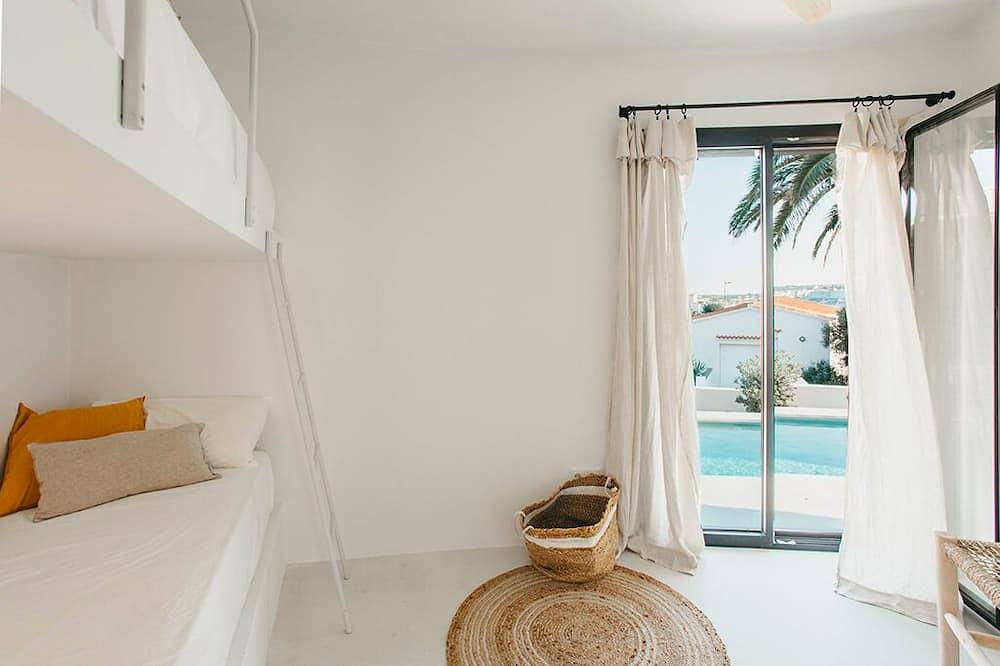 Discover your next dream destination in Cala Llonga, Menorca in Cala Llonga (Menorca), Maó