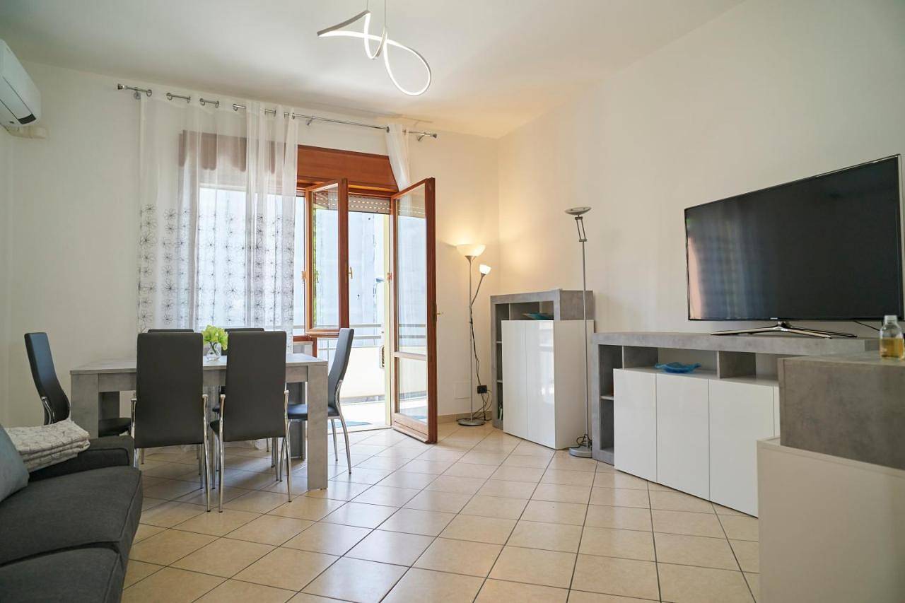 Ganze Wohnung, Three-Bedroom Apartment in Miramare, Rimini Provinz