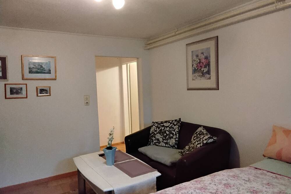 Ganze Wohnung, Kleine gemütliche Ferienwohnung in der Lewitz in Banzkow, Ludwigslust-Parchim