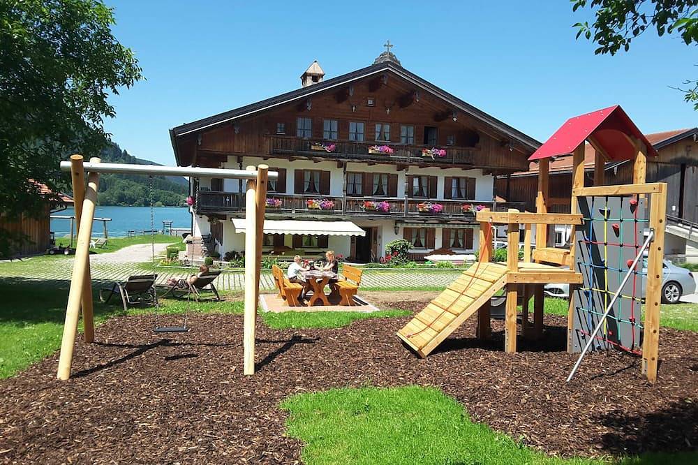 Ganze Wohnung, Appartement Seerose - Der Anderlbauer am See in Schliersee, Spitzingsee