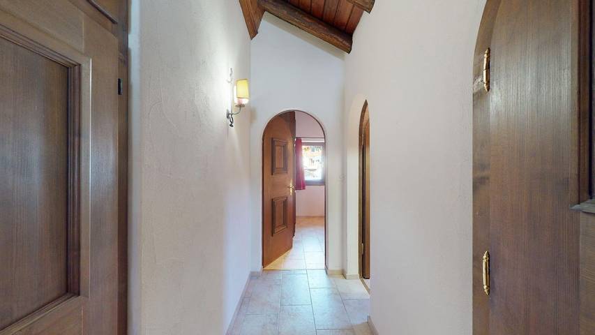 Ferienwohnung für 4 Personen, mit Balkon und Ausblick in La Punt-Chamues-ch - 2