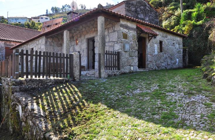 Gîte pour 4 personnes, avec terrasse