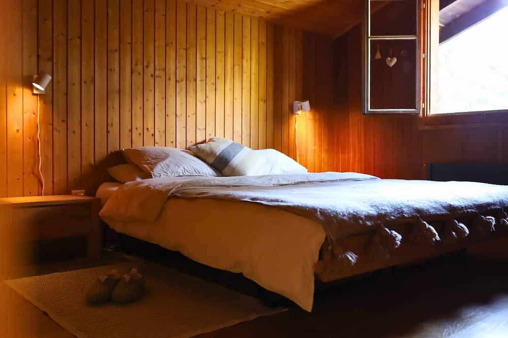 Forest Chalet with Private Bridge & Mountain View in Naters, Brig