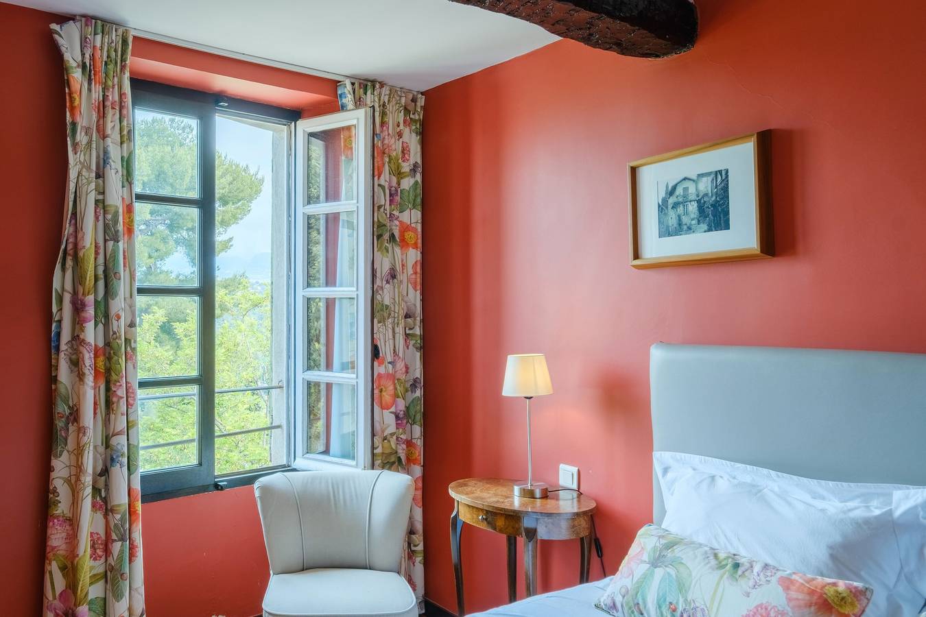 Double Room with Wi-Fi and Air Conditioning in Cagnes-sur-Mer, Mediterranean Coast (France)