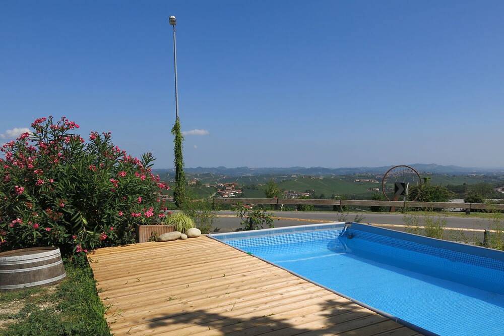 Appartamento intero, La Terra in La Morra, Langhe