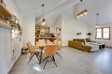 Ferienwohnung für 4 Personen, mit Balkon und Ausblick in Montenegro