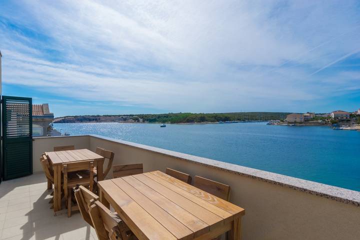 Ferienwohnung für 10 Personen, mit Balkon/Terrasse