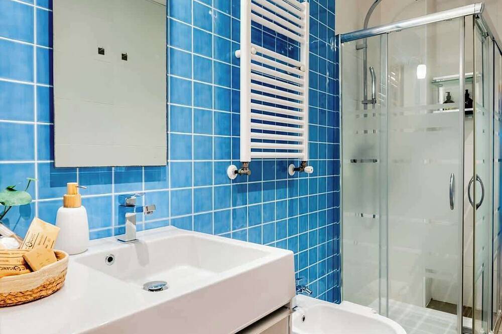 Entire apartment, Modern flat with sea views in Valencia. in Platja del Cabanyal - Les Arenes (Valencia), Valencia
