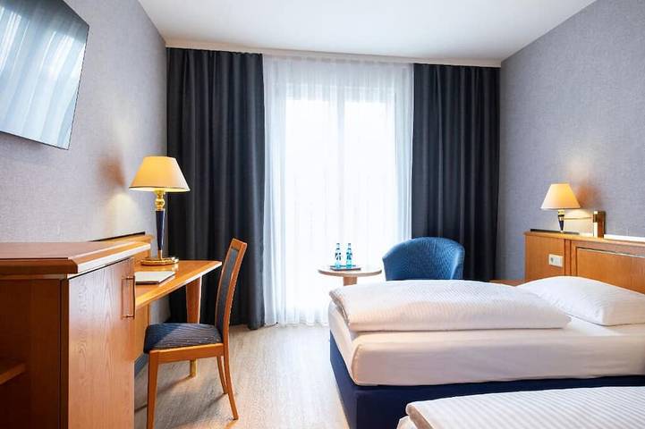 Hotel für 2 Personen, mit Whirlpool und Sauna sowie Pool in Magdeburg