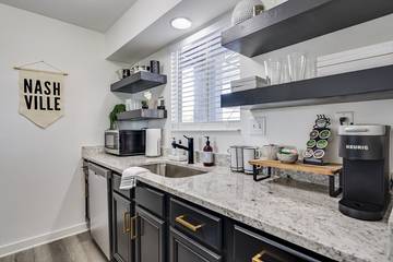 Vacation Apartment for 4 Guests in Nashville, Tennessee, Picture 2