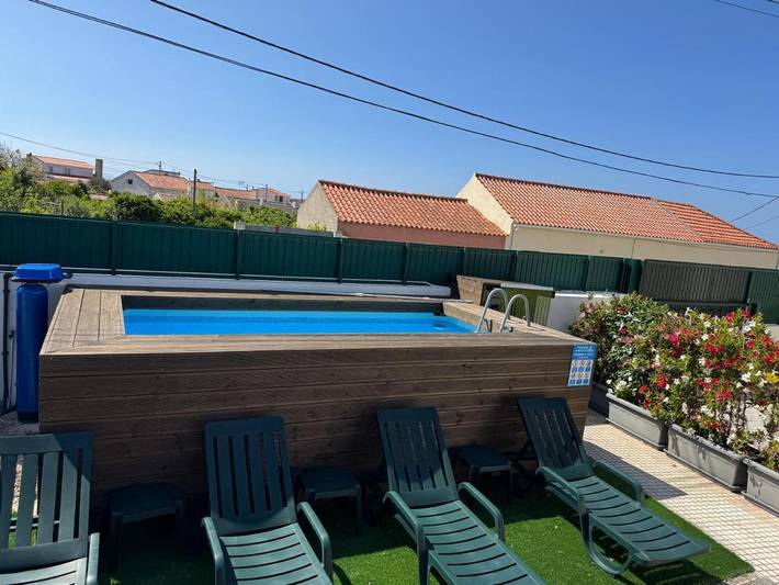 Gîte pour 4 personnes, avec terrasse ainsi que piscine et jardin dans Serra De El Rei - 2