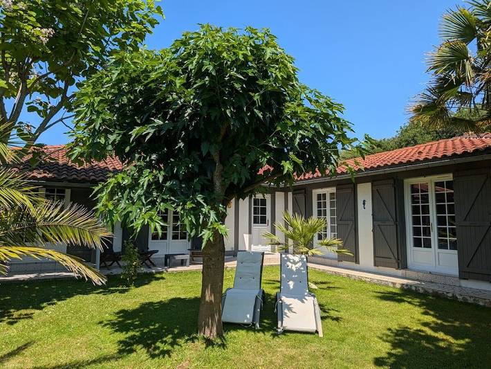 Encantadora villa con piscina, gimnasio y a pocos pasos de la costa y de los restaurantes in Labenne Océan, Labenne
