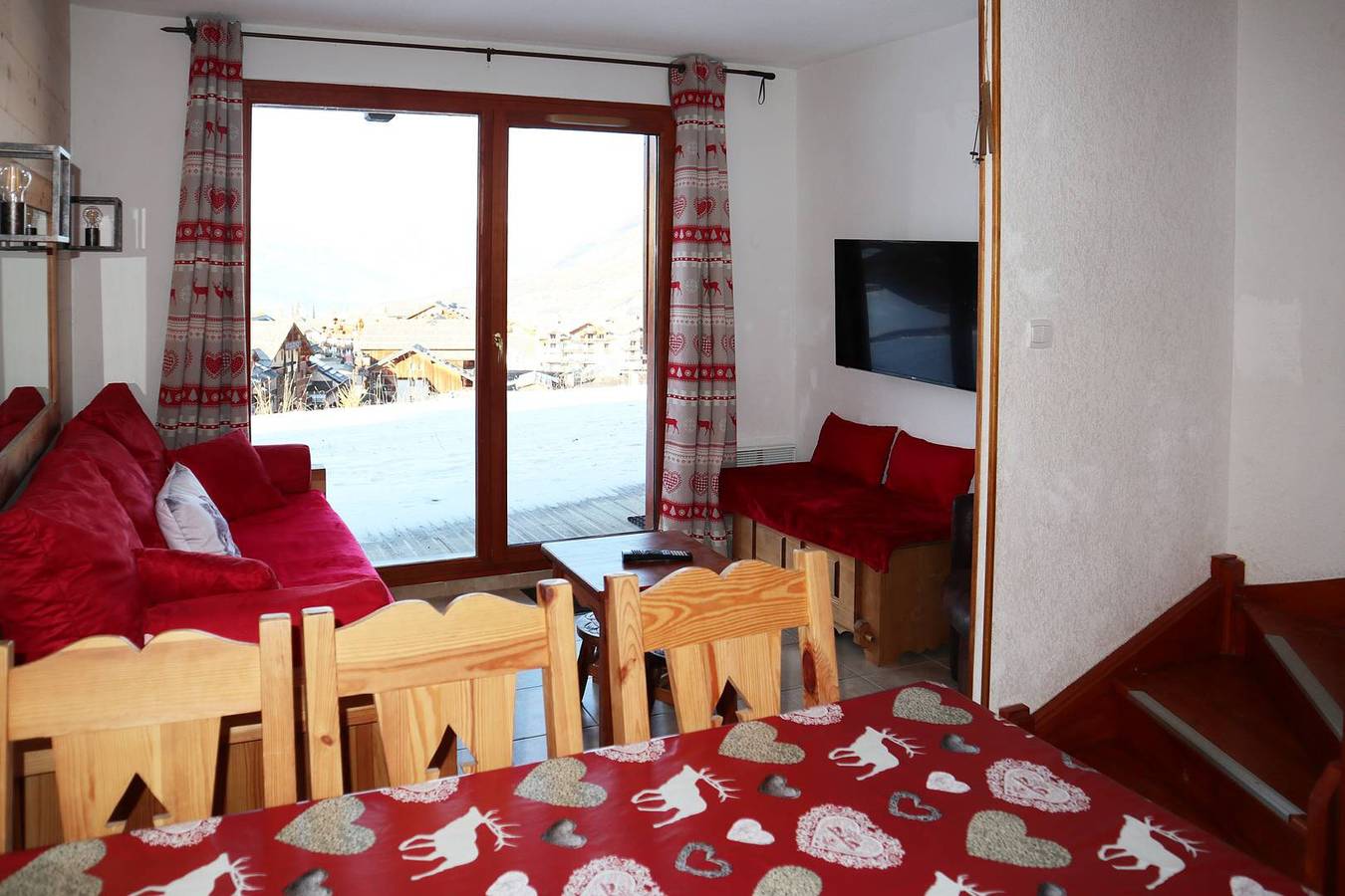 Apartamento vacacional entero, La Combe D’Or 4**** Residence in Les Orres 1800 in Les Orres, Parque Nacional de los Ecrins