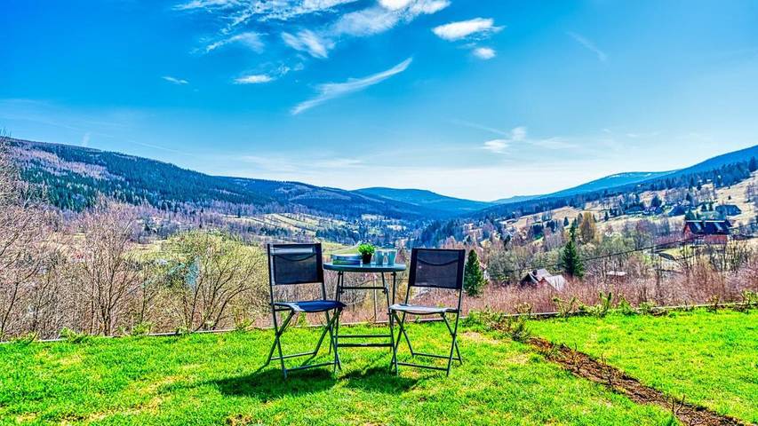 Ferienwohnung für 6 Personen, mit Balkon und Sauna sowie Ausblick