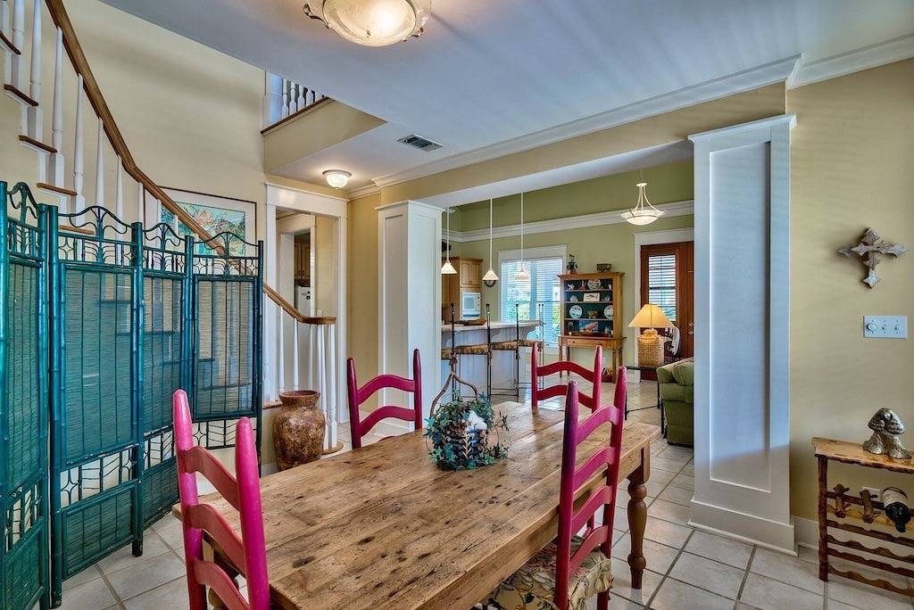 Vacation House for 6 Guests in Tang-O-Mar Beach, Miramar Beach