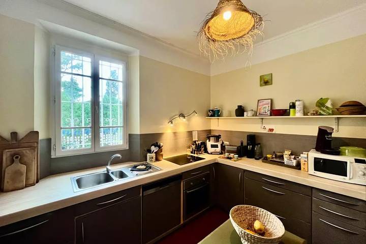 Location de vacances pour 12 personnes, avec jardin, animaux acceptés dans La Madrague - 2