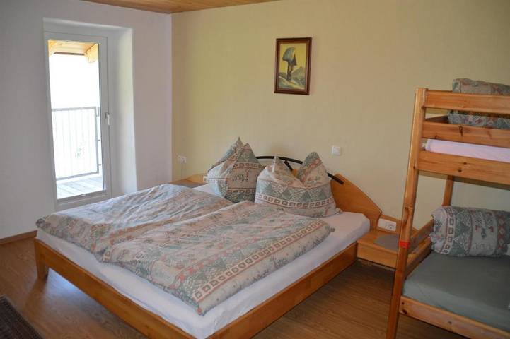 Ferienwohnung für 4 Personen, mit Balkon und Seeblick sowie Ausblick, mit Haustier in Thiersee - 4