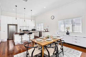 Holiday Home for 6 People in North Perth, Perth, Photo 1