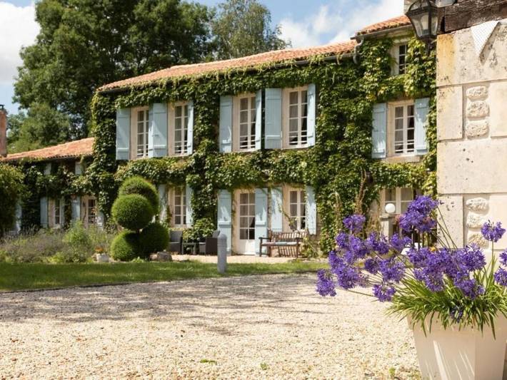 Location de vacances pour 24 personnes, avec jardin et terrasse à Annepont - 4