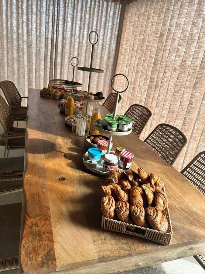 Location de vacances pour 10 personnes, avec sauna et piscine ainsi que jacuzzi et jardin à Tongres - 2