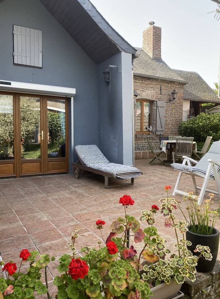 Gîte pour 4 personnes, avec terrasse à Vaudricourt