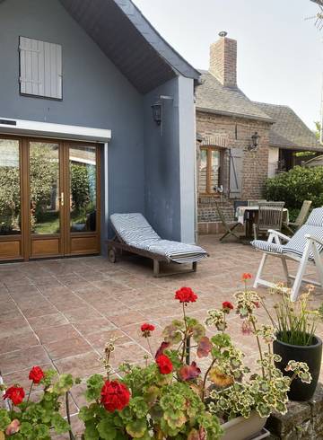 Gîte pour 4 personnes, avec terrasse à Vaudricourt