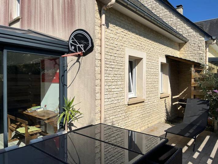 Location de vacances pour 6 personnes, avec Terrasse et Jardin ainsi que Piscine et Vue à Sainte-Croix-sur-Mer - 2
