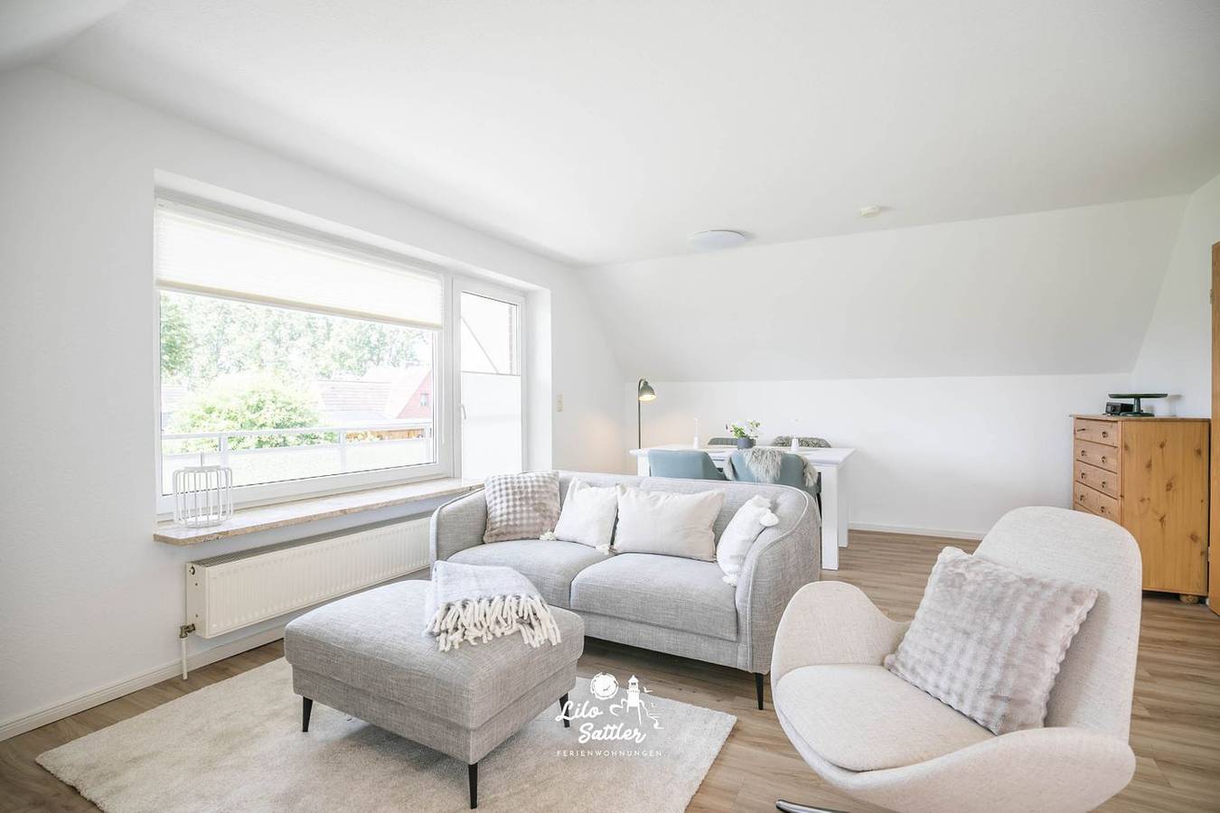 Ganze Wohnung, Komfortable Fewo Flora mit Balkon und ländlichem Ausblick in Westerdeichstrich in Westerdeichstrich, Dithmarschen
