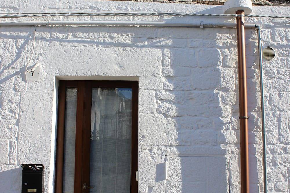 Trullo Monte Grappa in Alberobello, Comune di Alberobello