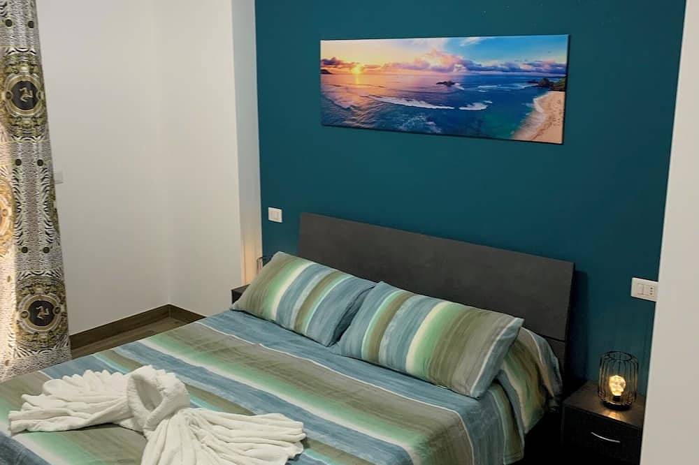 Apartamento entero, Downtown apartment near station with private parking space in Regio de Calabria, Provincia de Reggio Calabria