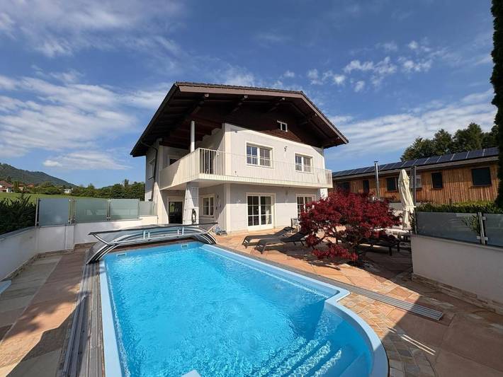 Ferienhaus für 7 Personen, mit Garten und Ausblick sowie Pool, mit Haustier - 1