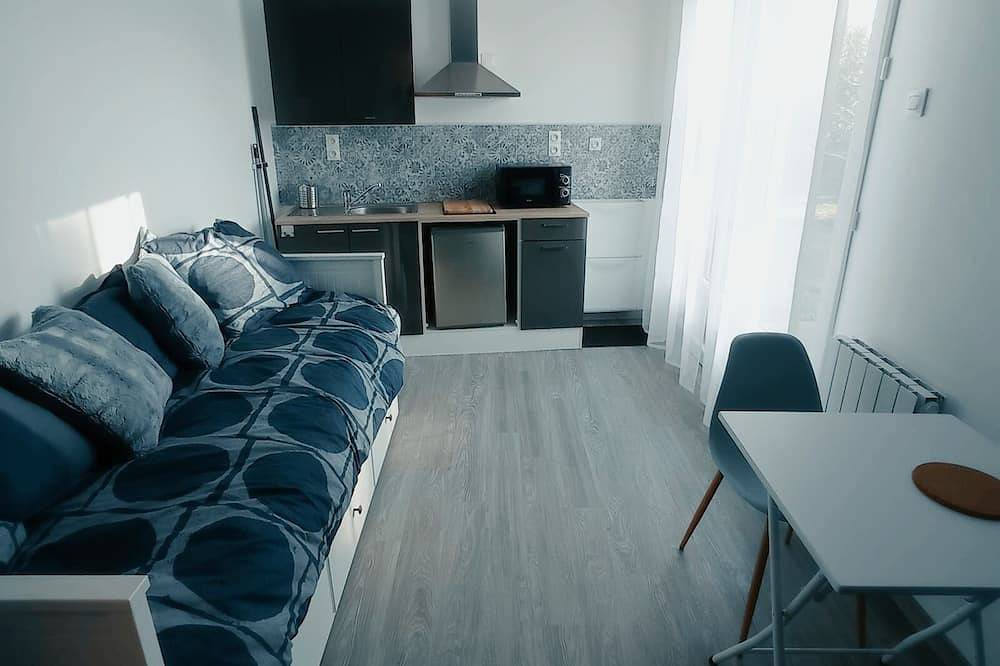 Apartamento entero, T'relax - Studio Lumineux et Calme Avec Jardin in Sablé-sur-Sarthe, Sarthe