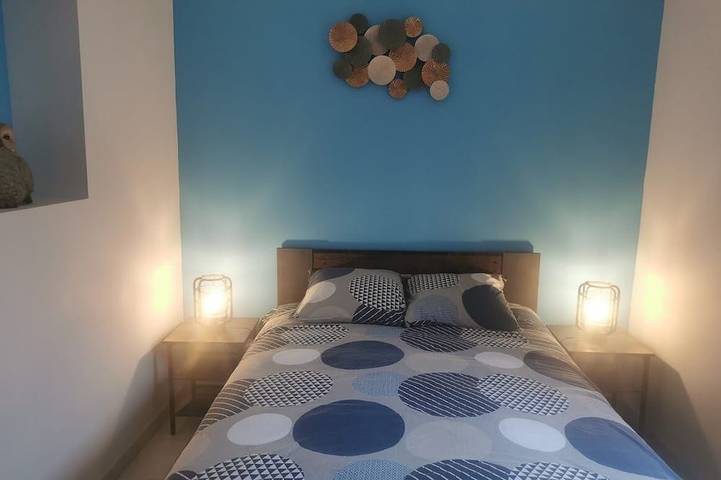 Gîte pour 3 personnes, avec terrasse à Tornac - 2