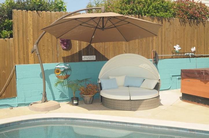 Vacation rental for 7 people, with hot tub and yard as well as sauna in Marin County