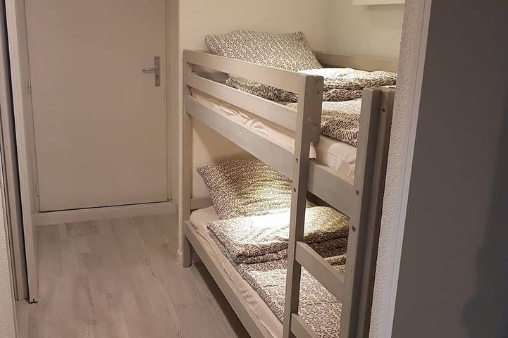 Apartamento entero, Adorable estudio ... entre el cielo y el mar ... in Sausset-les-Pins, Costa mediterránea (Francia)