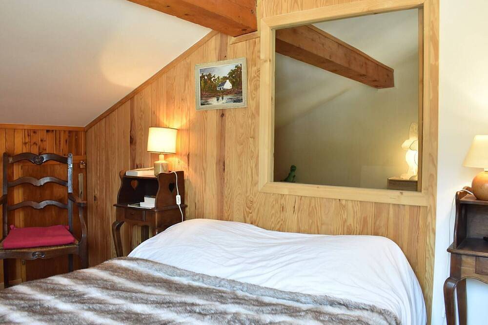 Chalet mit 5 Zimmern für 12 Personen, Kamin und Haustiere erlaubt in Meribel Village, Courchevel