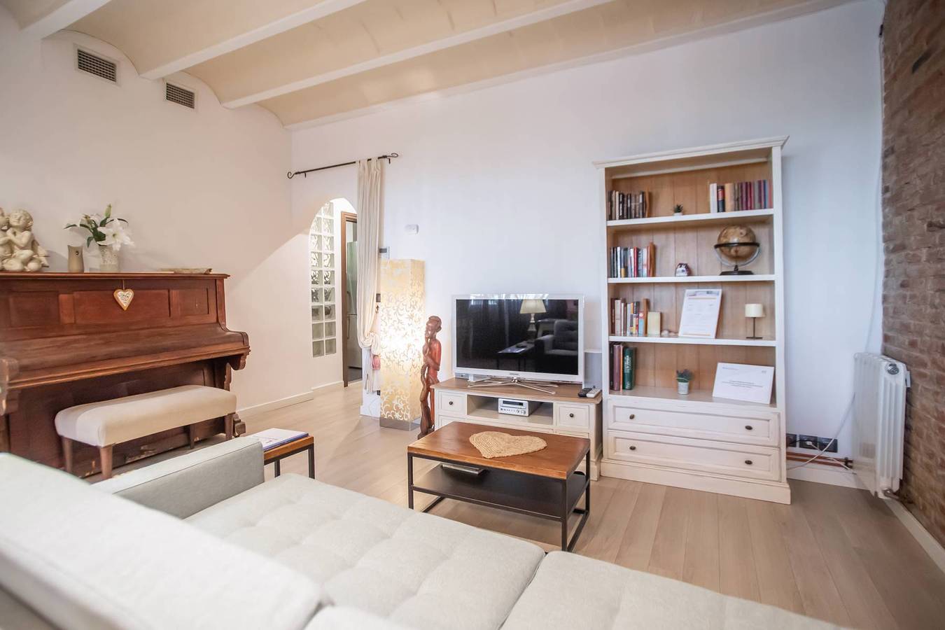 Appartamento intero, 11Rdsp1061 - Fantastic apartment in Sant Antoni in Barcelona Centre, Barcellona