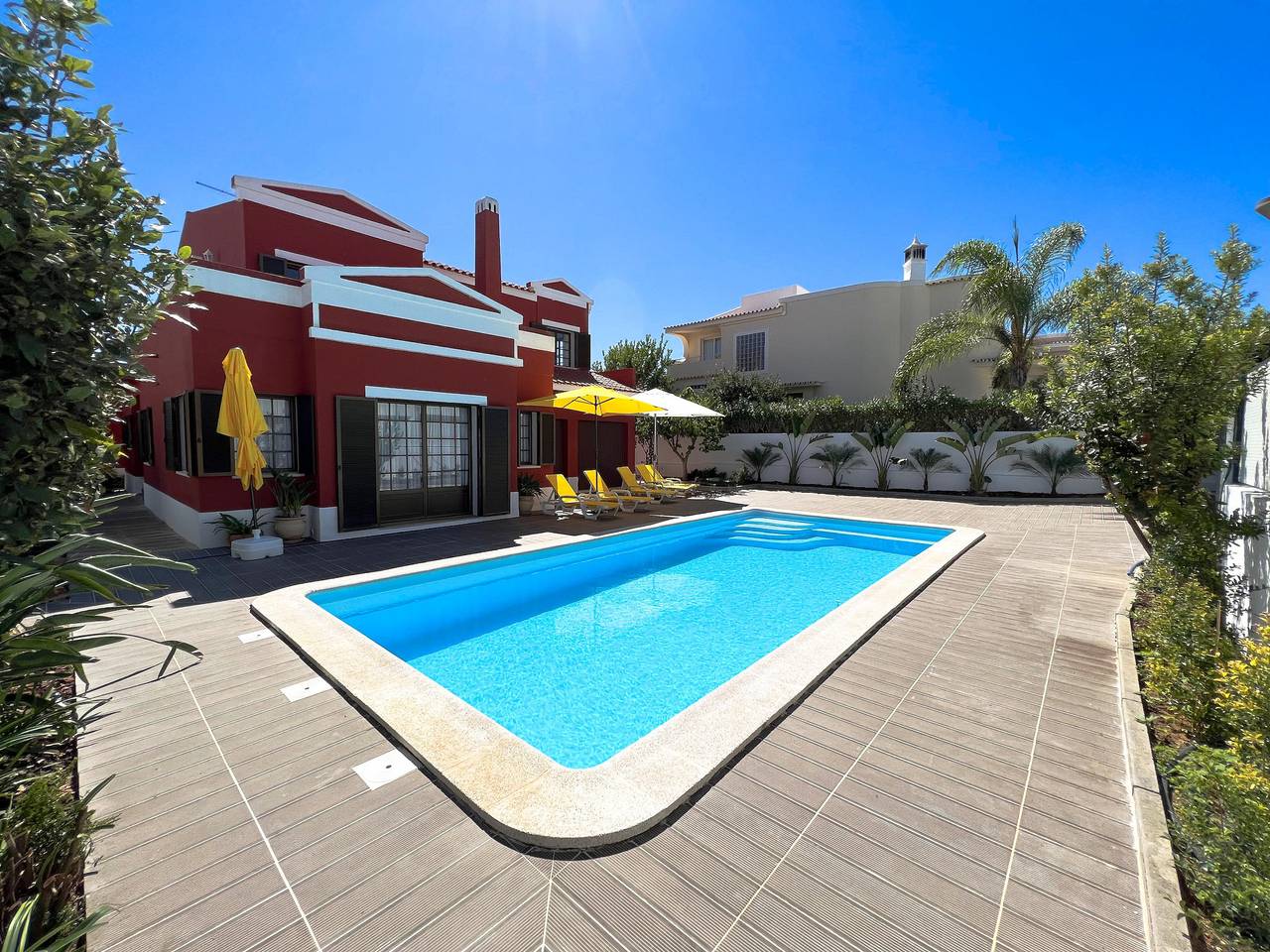 Summer Villa with Heated Private Pool in Faro, Parque Natural da Ria Formosa