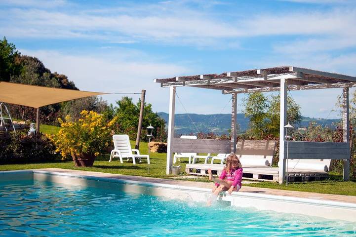 Casa vacanza per 8 persone, con giardino e idromassaggio a Volterra