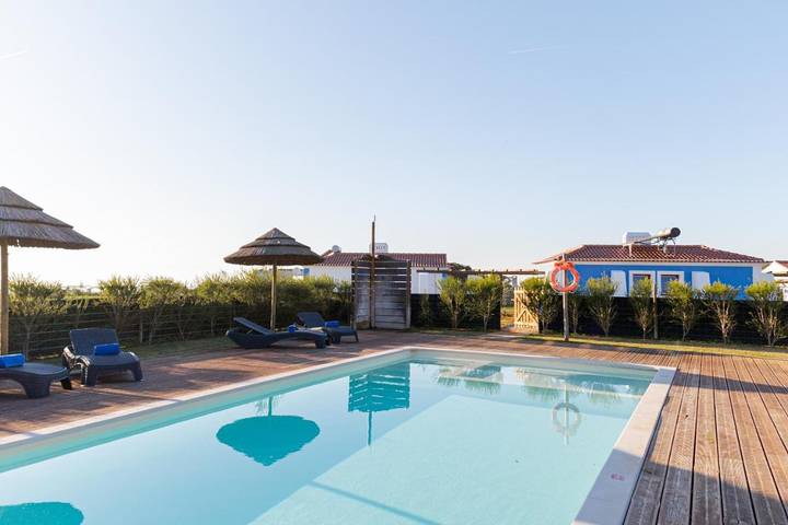 Gîte pour 2 personnes, avec vue ainsi que piscine et jardin, animaux acceptés à Porto Covo - 3
