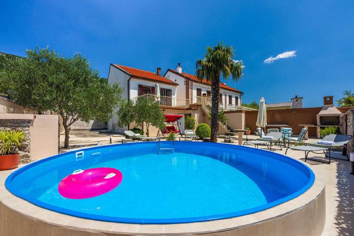 Ferienhaus für 4 Personen, mit Terrasse, mit Haustier in Crikvenica