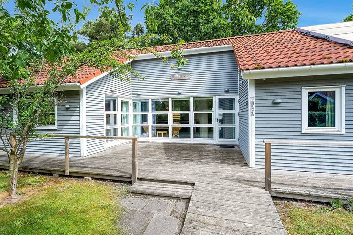 Ferienhaus für 10 Personen, mit Whirlpool und Terrasse sowie Sauna in Marielyst