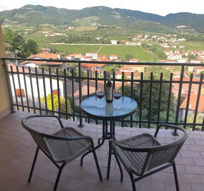 Appartamento vacanze per 6 persone, con panorama e giardino - 1