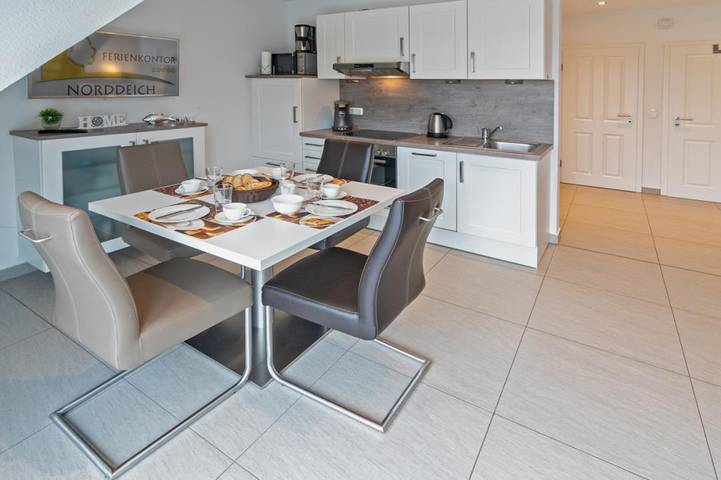 Ferienwohnung mit Meerblick für 5 Personen, mit Balkon