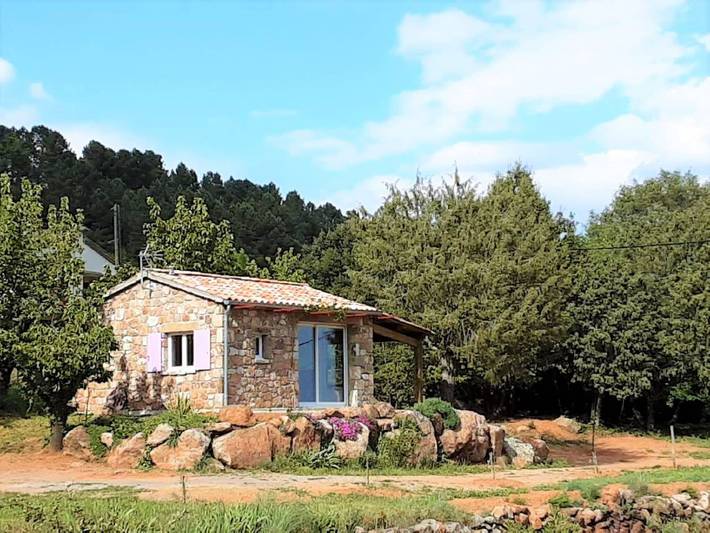 Ferienhaus für 2 Personen, mit Garten und Pool in den Cevennen