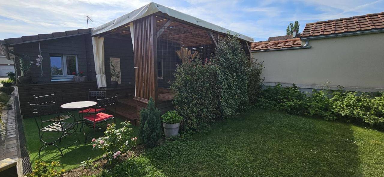 Appartement de vacances entier, Les Deux Fontaines in Monéteau, Région d'Auxerre